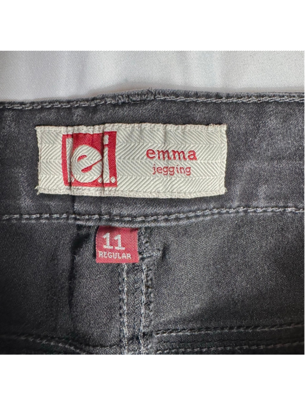 Juniors L.E.I. Black Emma Jeggings Size 11 - Picture 3 of 7